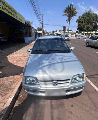 CHEVROLET KADETT 2.0 MPFI GLS 8V GASOLINA 2P MANUAL